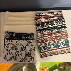 Small Zip Canvas Pouch